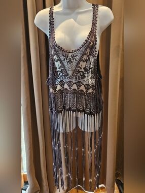 T Party Lace & Fringe Boho Party Top in Deep Plum